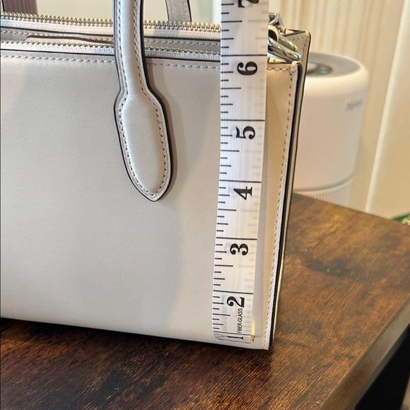 Coach Chalk Smooth Leather Small Tote with Matching Pebbled Wallet - Picture 4 of 12